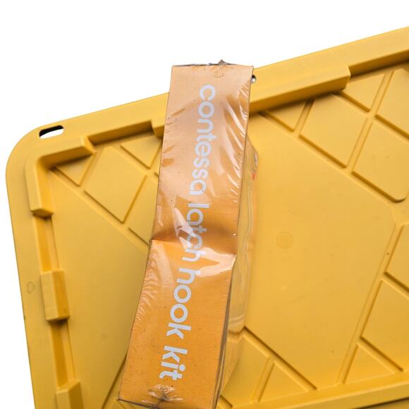 Contessa Latch Hook Rug Kit KR223 Dog with Balloon - Picture 5 of 8